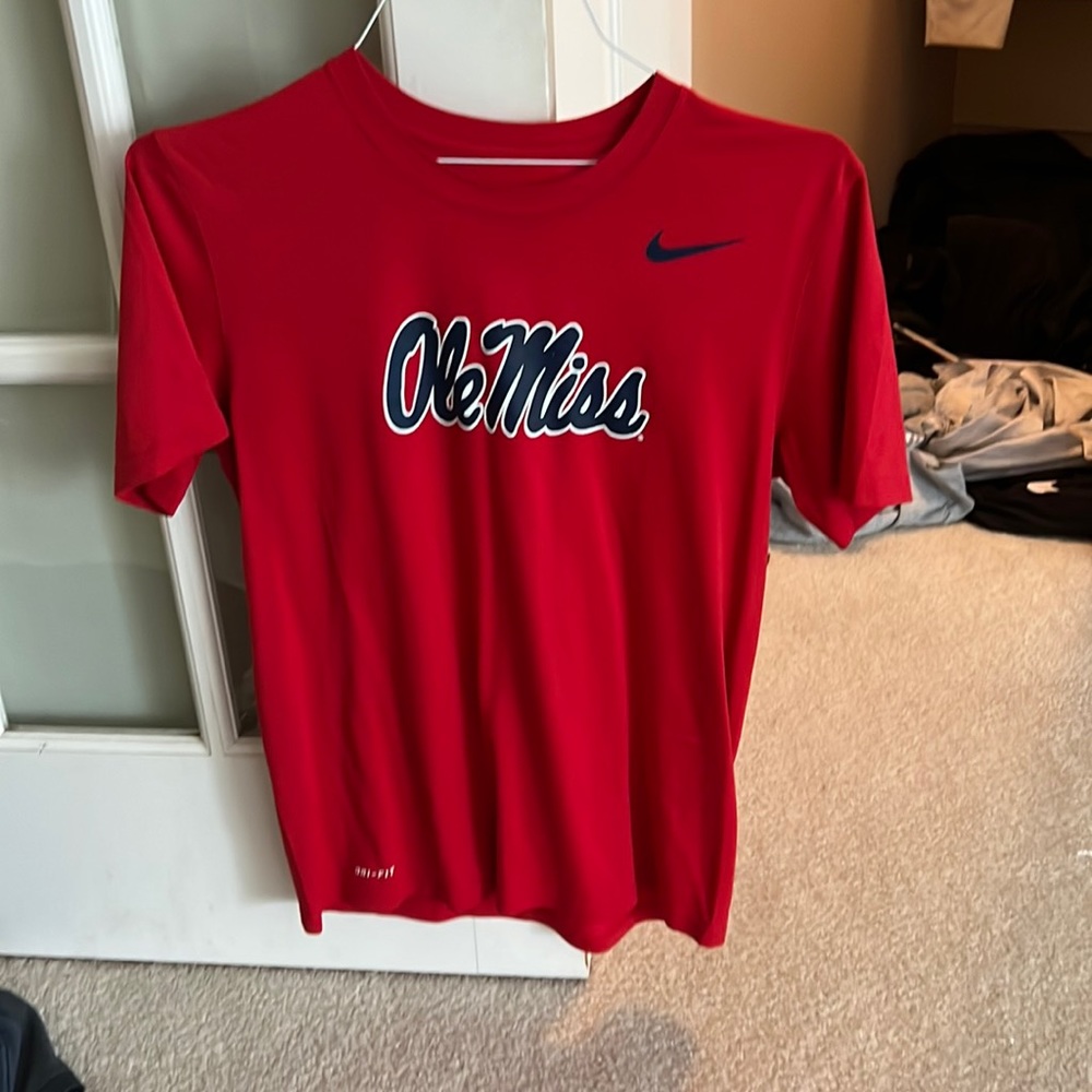 Ole miss Nike t-shirt